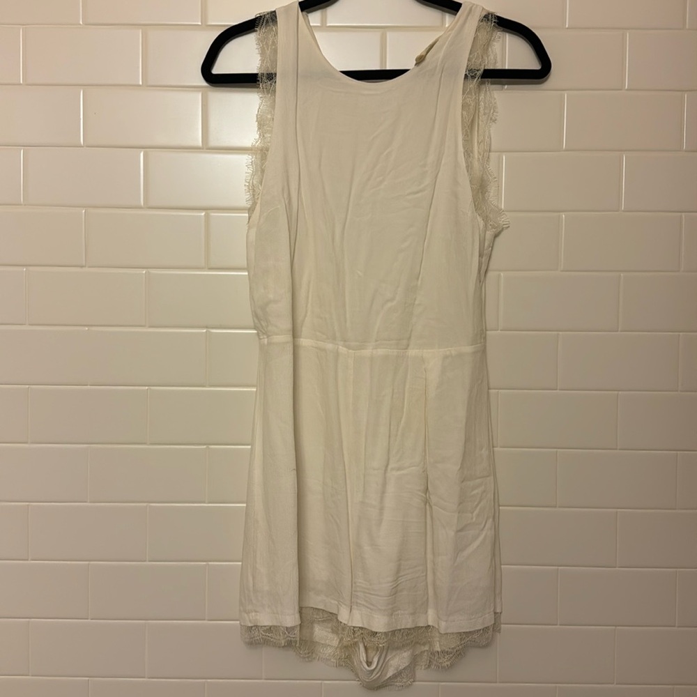 Mango linen and lace romper for the beach